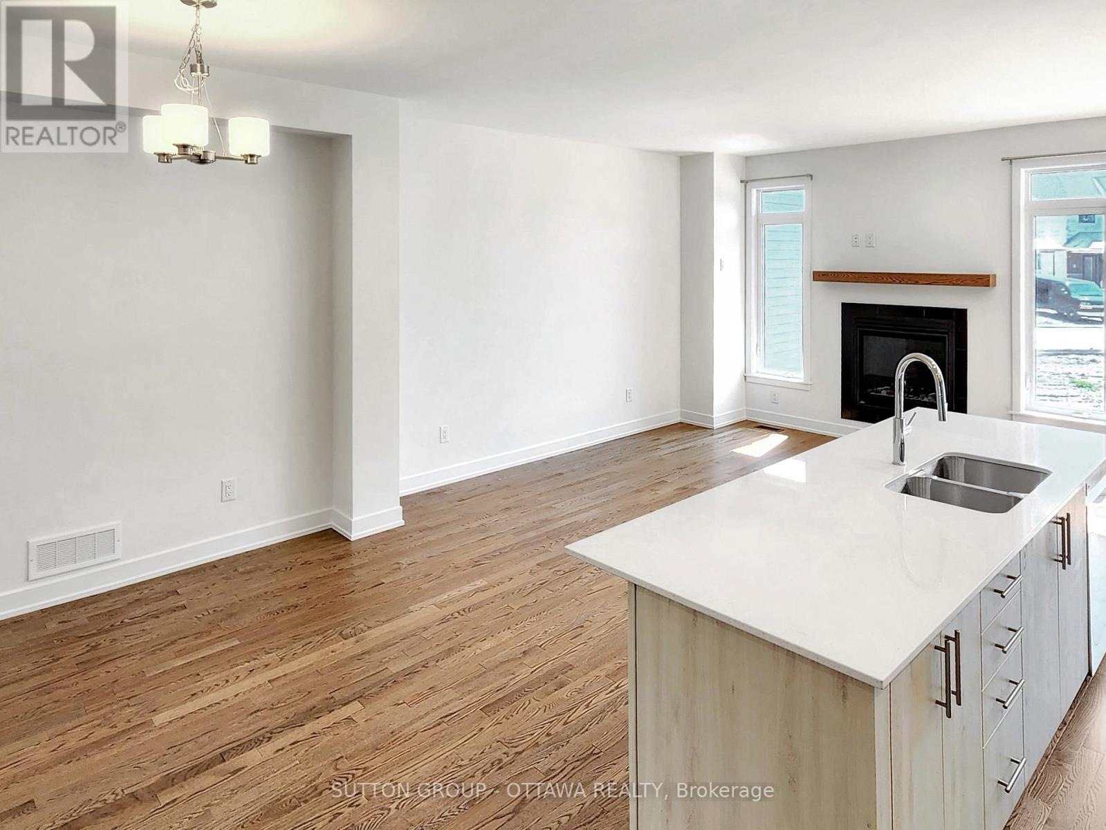 3 Bed, 3 Bath House for Rent in Ottawa – 274 DARJEELING AVENUE, Ottawa – MLS# X13592232 - Image 16