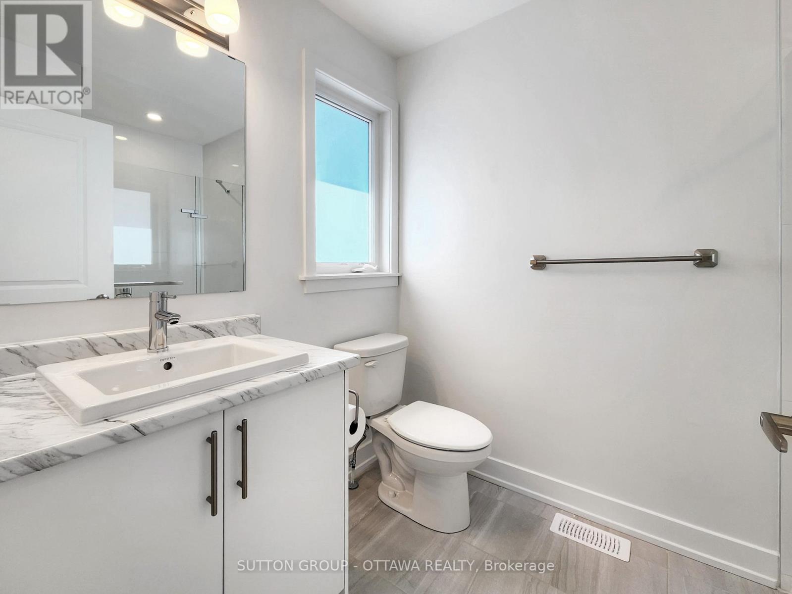 3 Bed, 3 Bath House for Rent in Ottawa – 274 DARJEELING AVENUE, Ottawa – MLS# X13592232 - Image 40