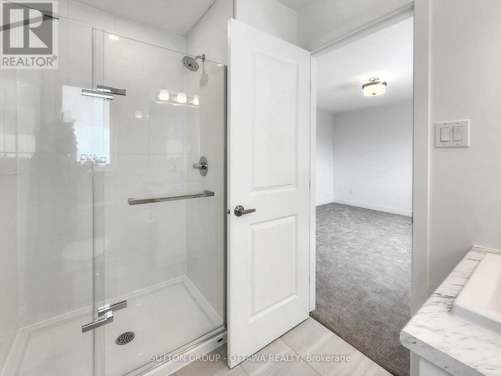 3 Bed, 3 Bath House for Rent in Ottawa – 274 DARJEELING AVENUE, Ottawa – MLS# X13592232 - Image 42