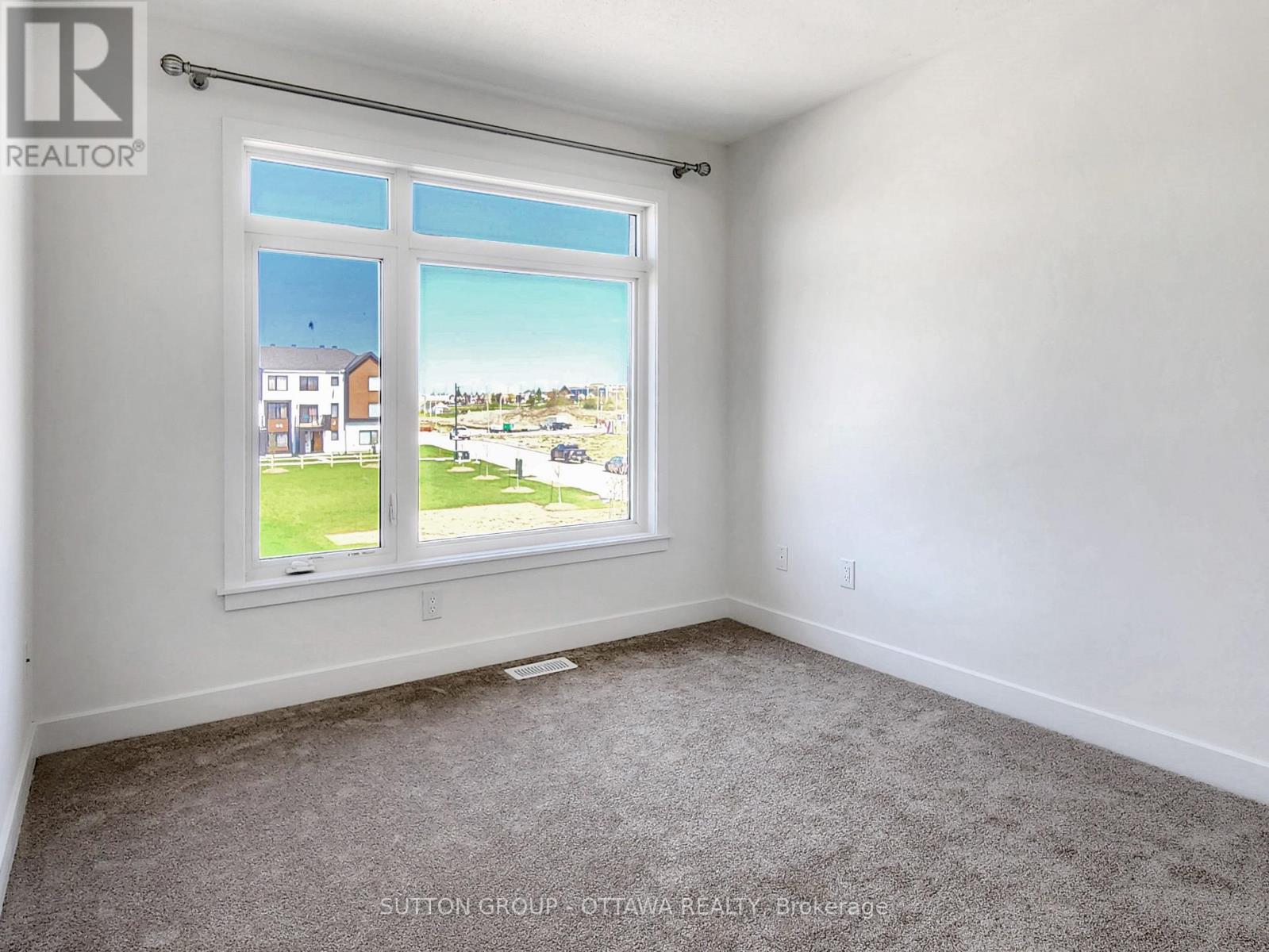 3 Bed, 3 Bath House for Rent in Ottawa – 274 DARJEELING AVENUE, Ottawa – MLS# X13592232 - Image 46