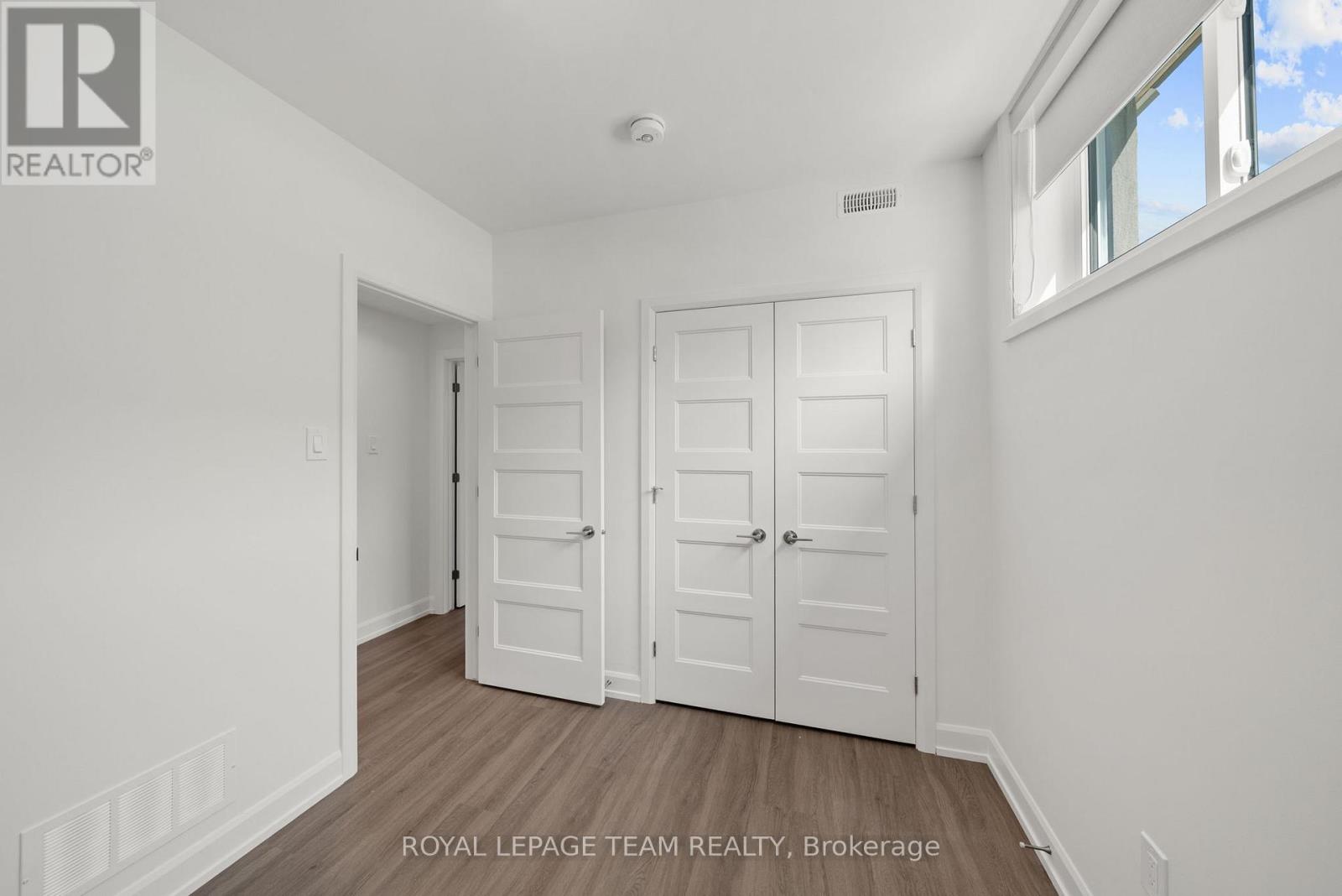 3 Bed, 2 Bath Multi-Family for Rent in Ottawa – LOWER – 998 HOLLINGTON STREET, Ottawa – MLS# X13592258 - Image 21