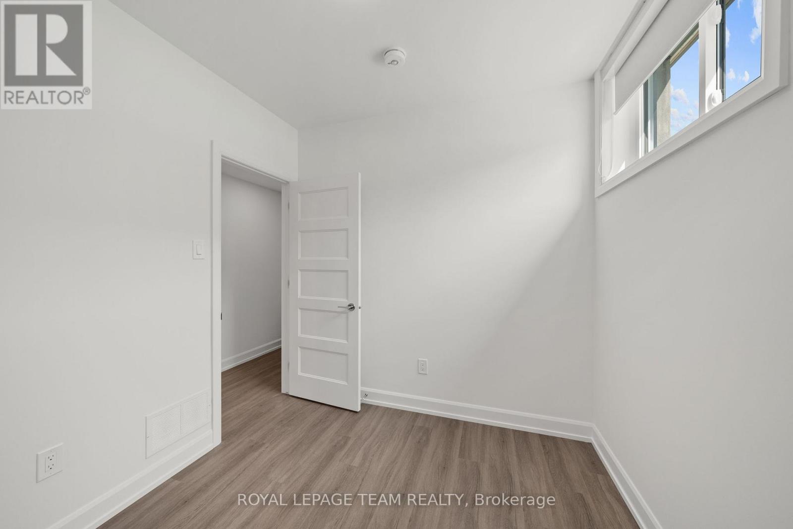 3 Bed, 2 Bath Multi-Family for Rent in Ottawa – LOWER – 998 HOLLINGTON STREET, Ottawa – MLS# X13592258 - Image 24