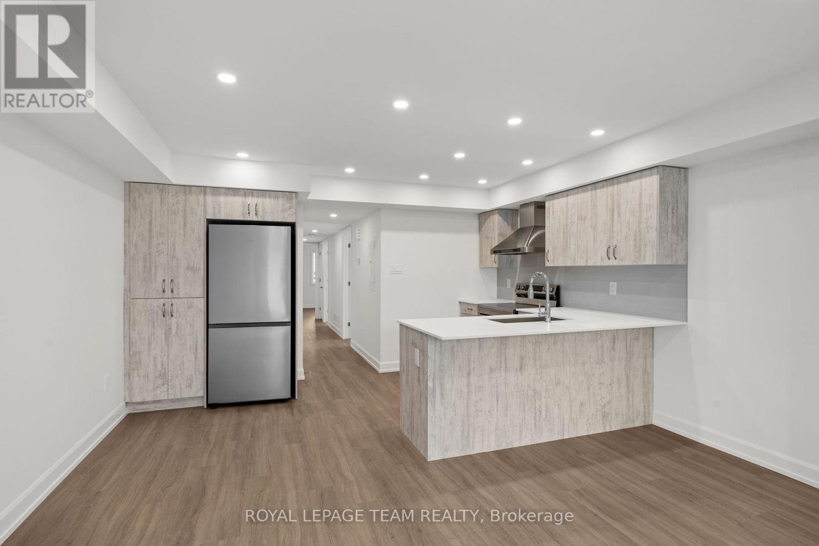 3 Bed, 2 Bath Multi-Family for Rent in Ottawa – MAIN – 998 HOLLINGTON STREET, Ottawa – MLS# X13592268 - Image 6