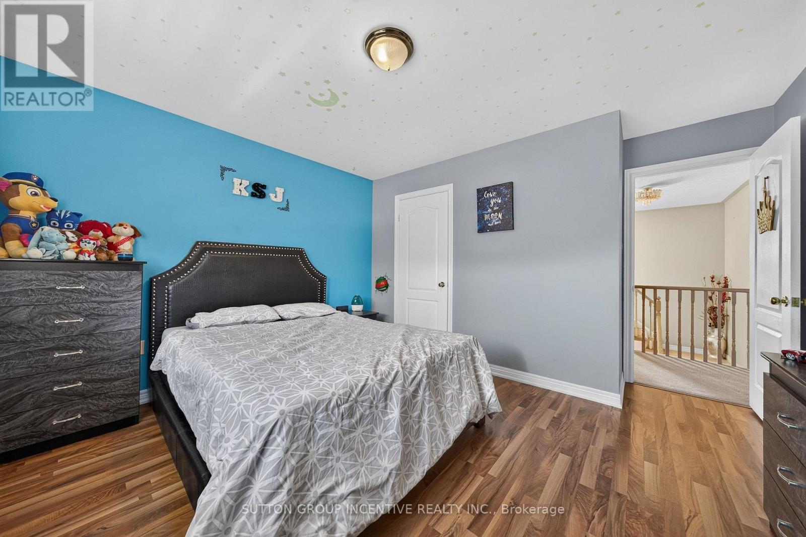850 LESLIE DRIVE - 13