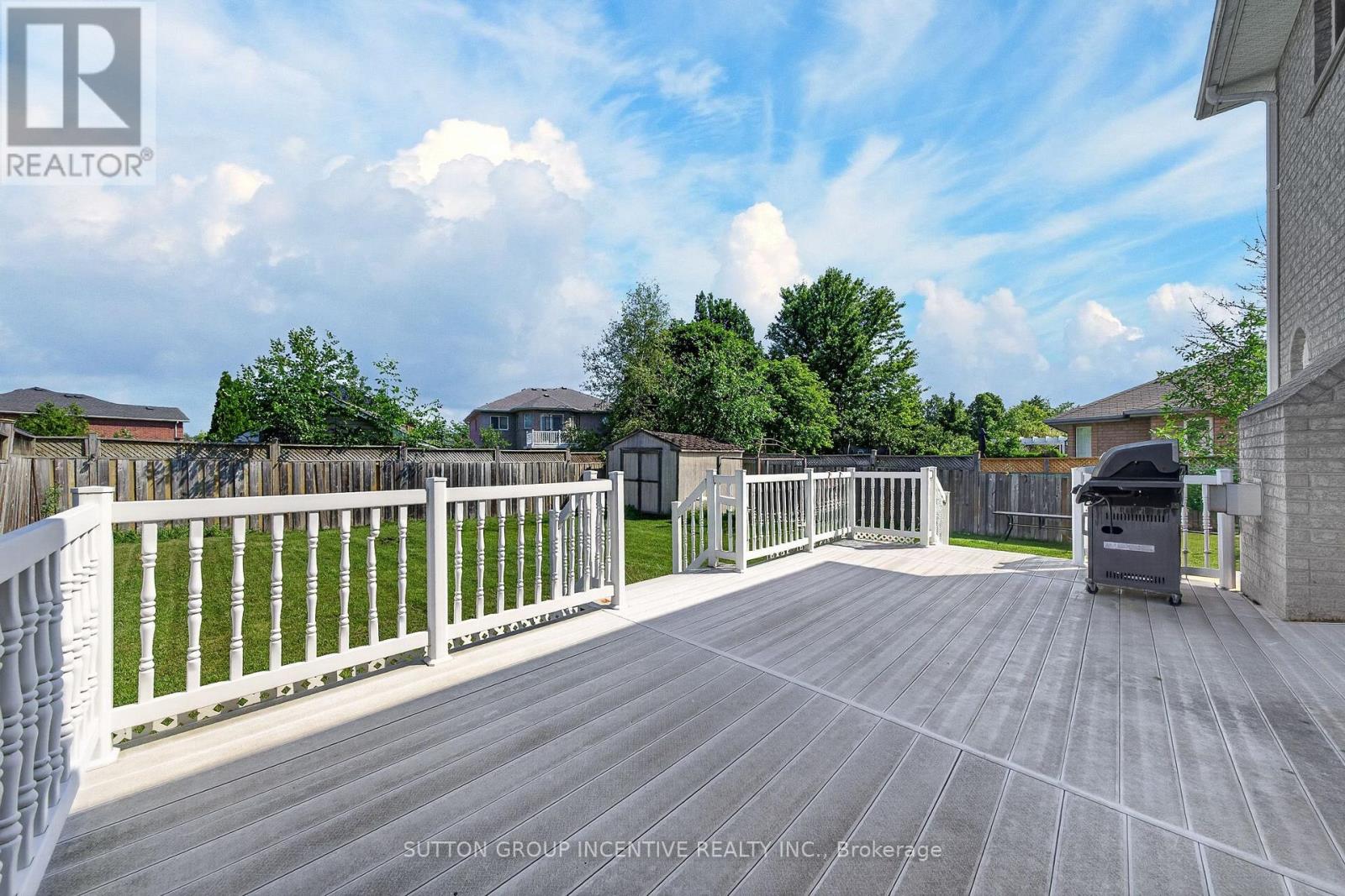 850 LESLIE DRIVE - 19
