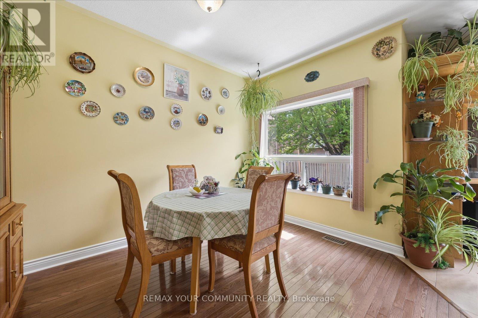 41 OLD COLONY ROAD - 12