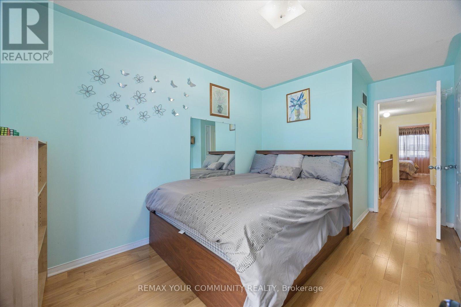 41 OLD COLONY ROAD - 27