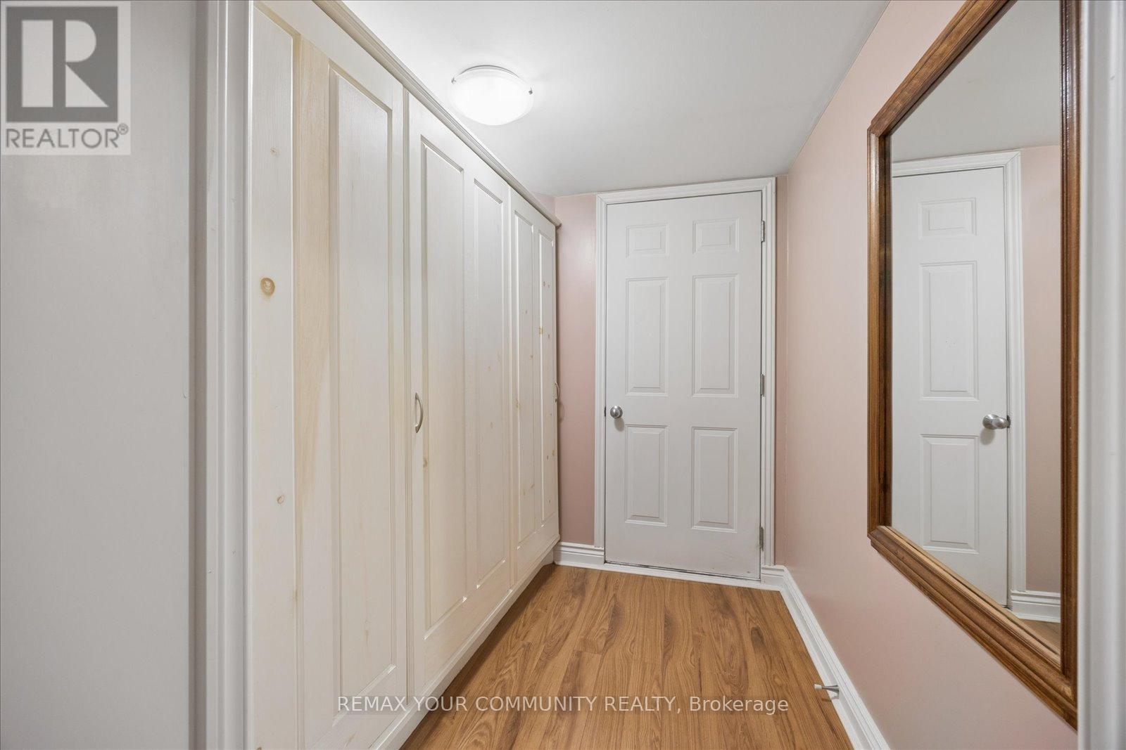 41 OLD COLONY ROAD - 33