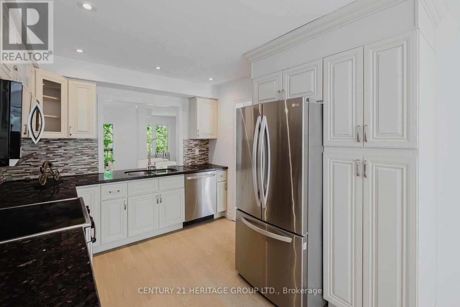 #35 80 MCCALLUM DRIVE - 18