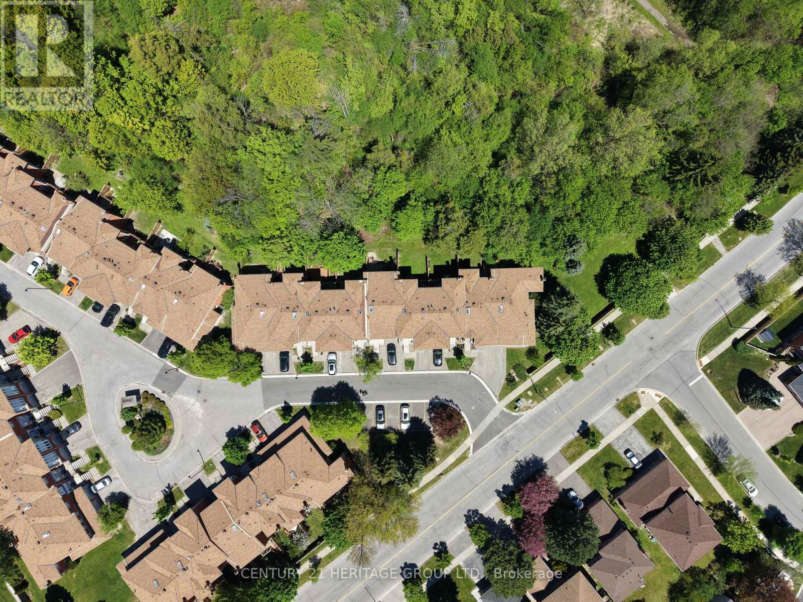 #35 80 MCCALLUM DRIVE - 49