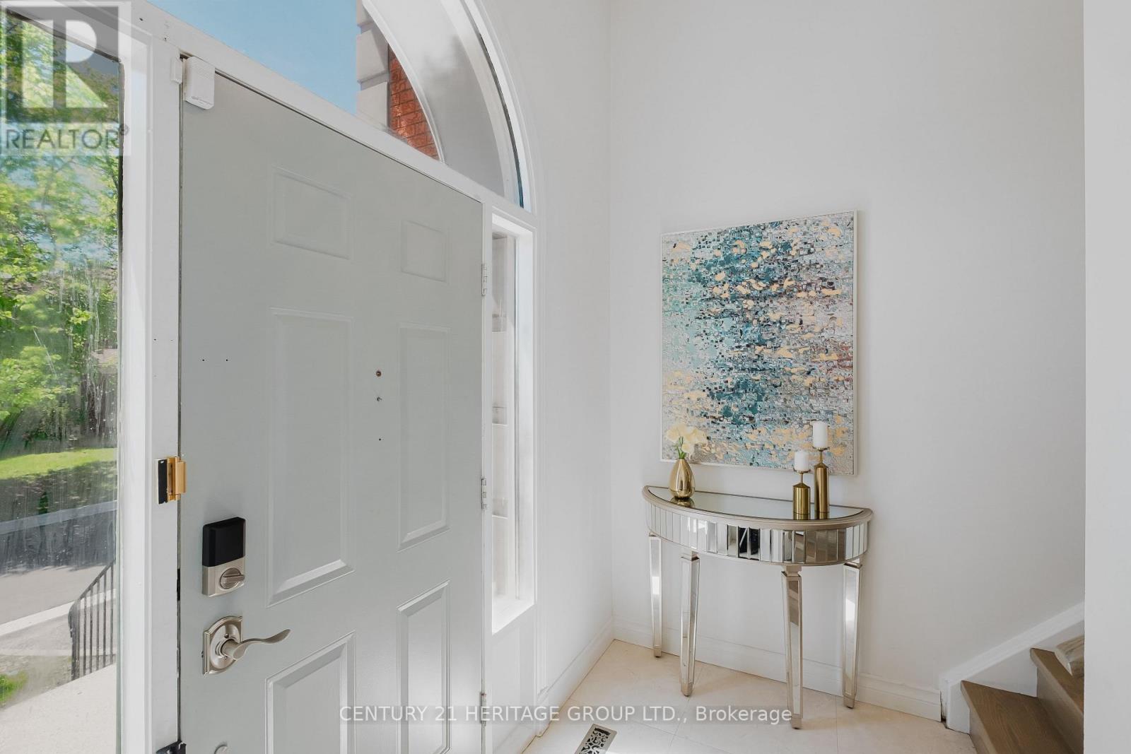 #35 80 MCCALLUM DRIVE - 5