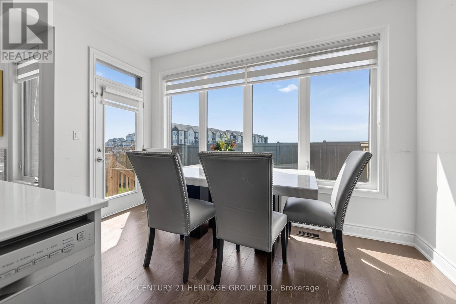 77 MONTROSE BOULEVARD - 12