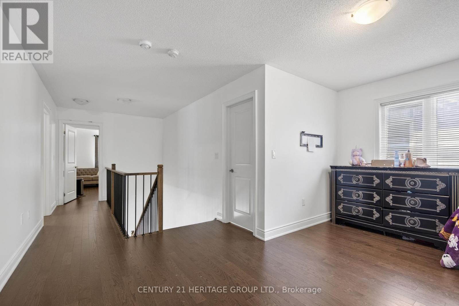 77 MONTROSE BOULEVARD - 15