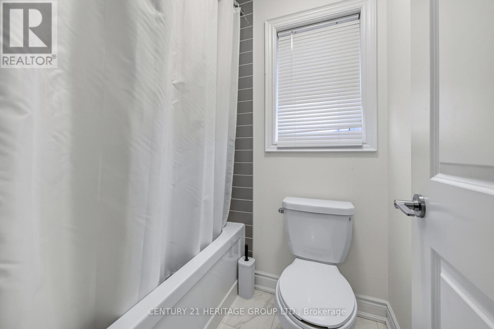 77 MONTROSE BOULEVARD - 23
