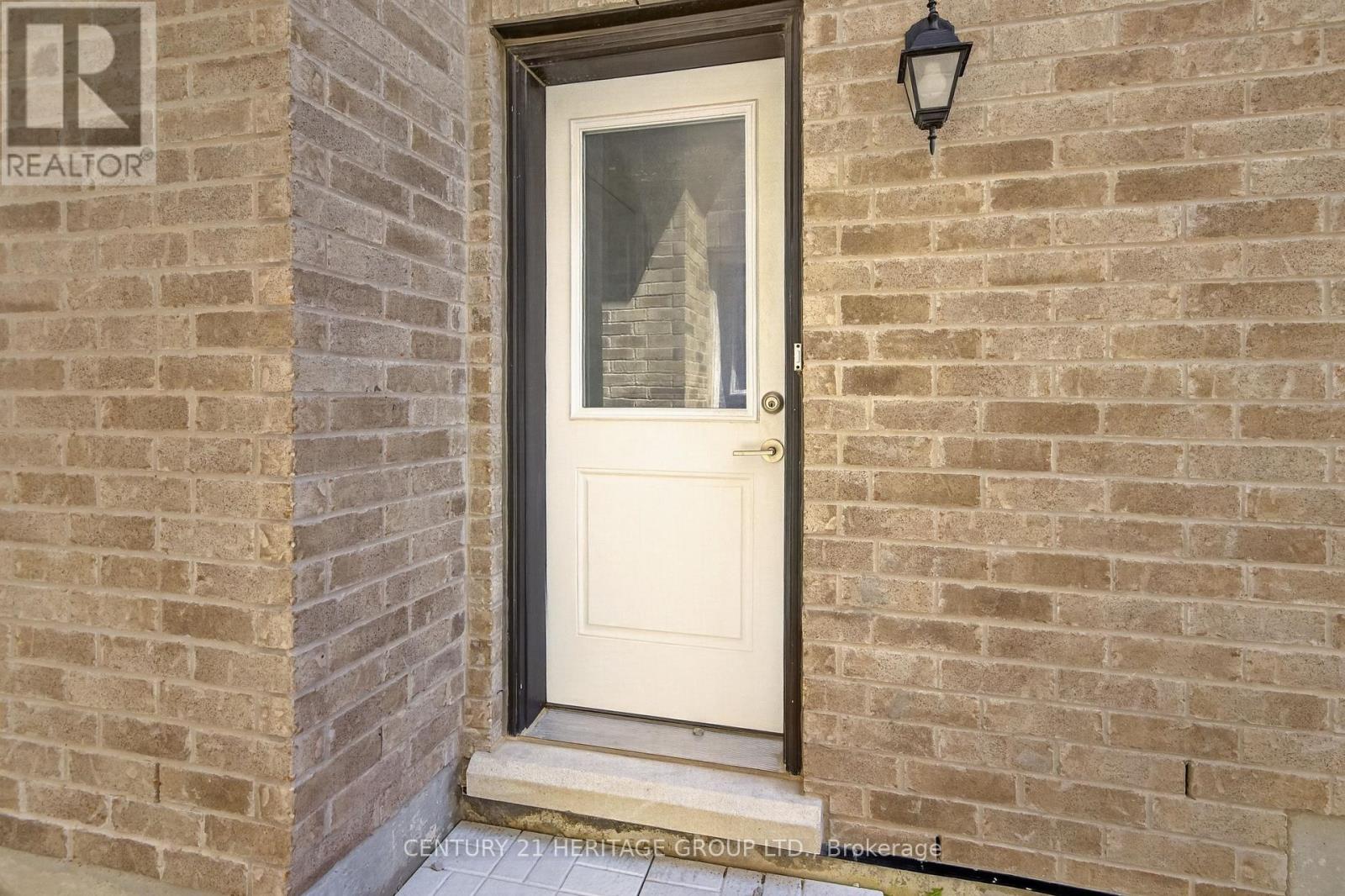 77 MONTROSE BOULEVARD - 34