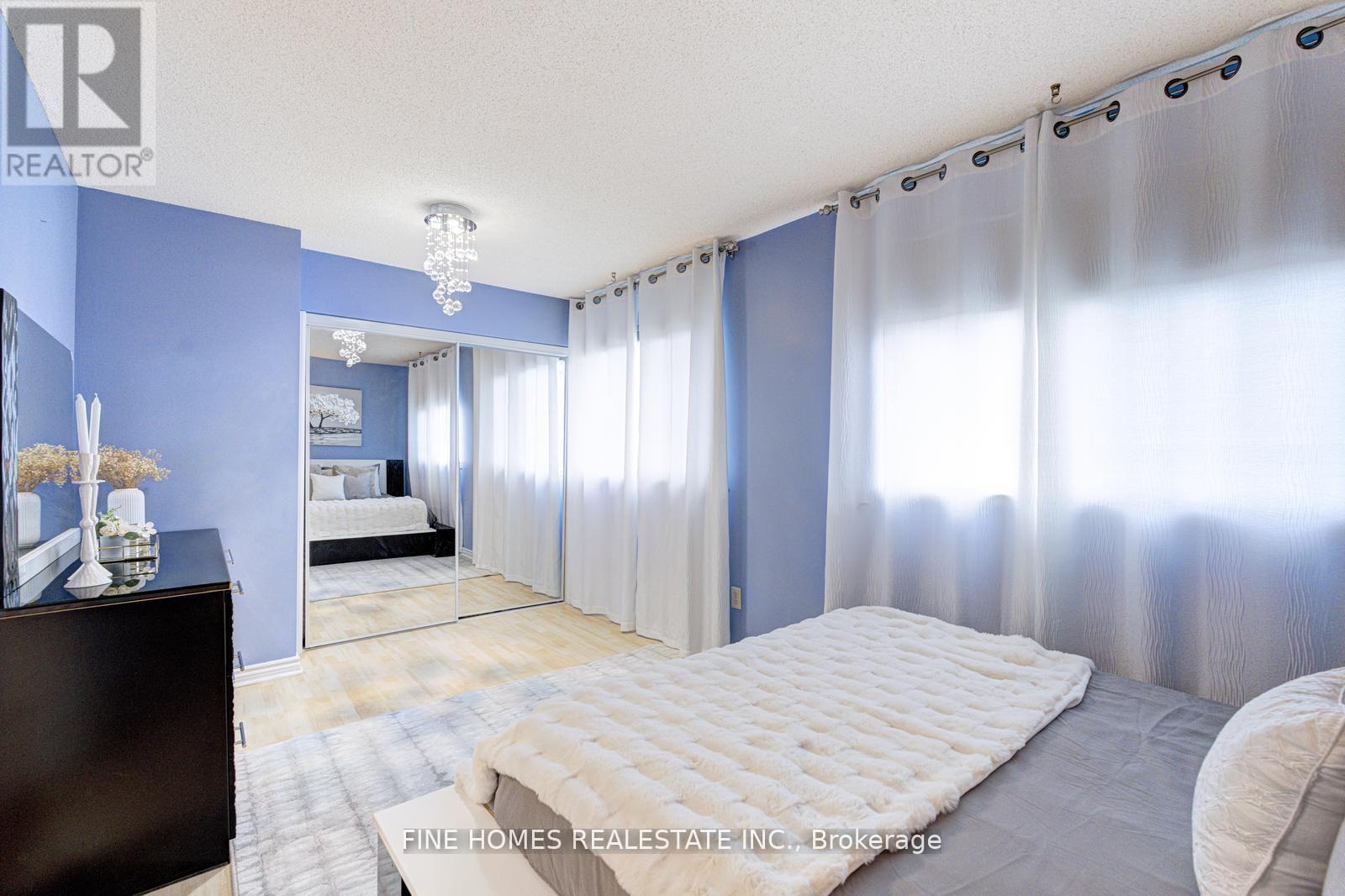 302 MACIVER BOULEVARD - 18