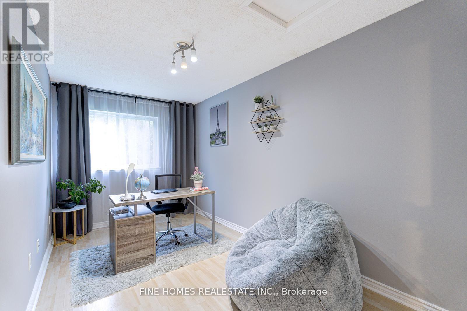302 MACIVER BOULEVARD - 20