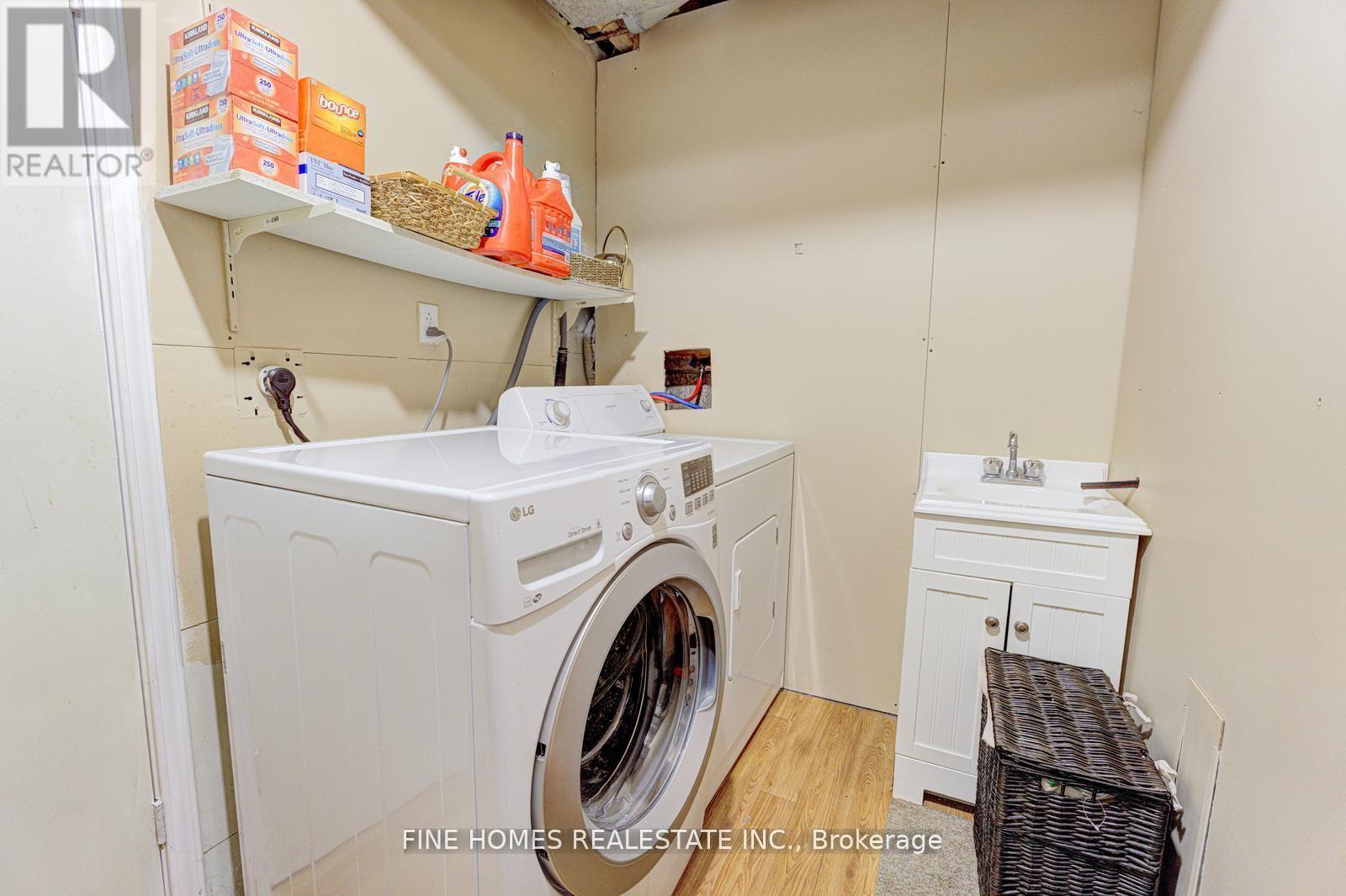 302 MACIVER BOULEVARD - 25