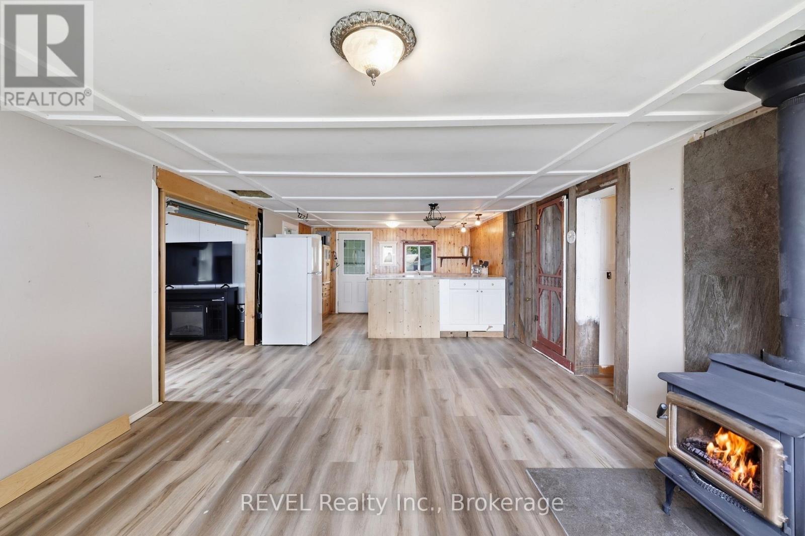 26 LAKE ROAD - 10