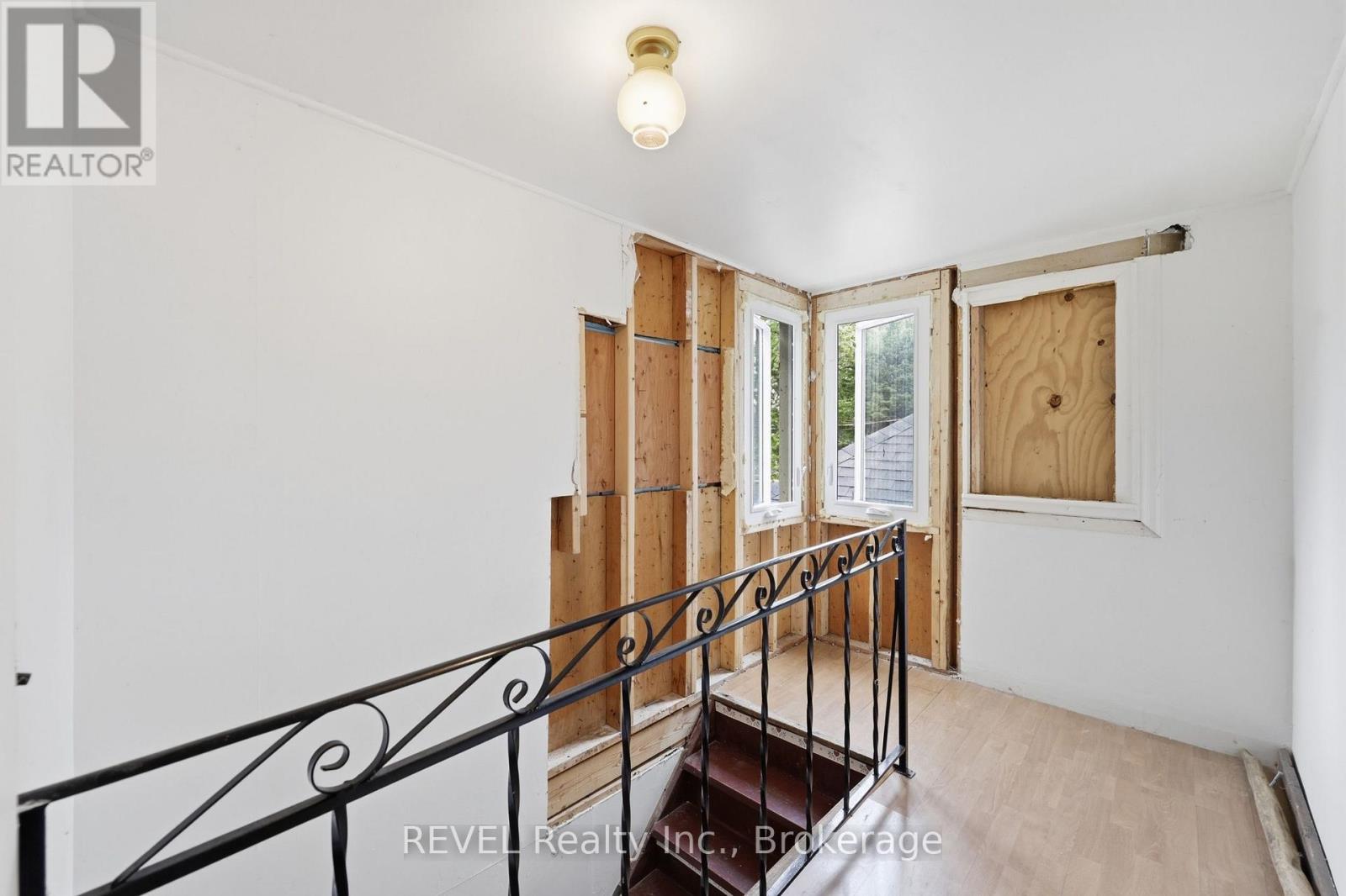 26 LAKE ROAD - 15