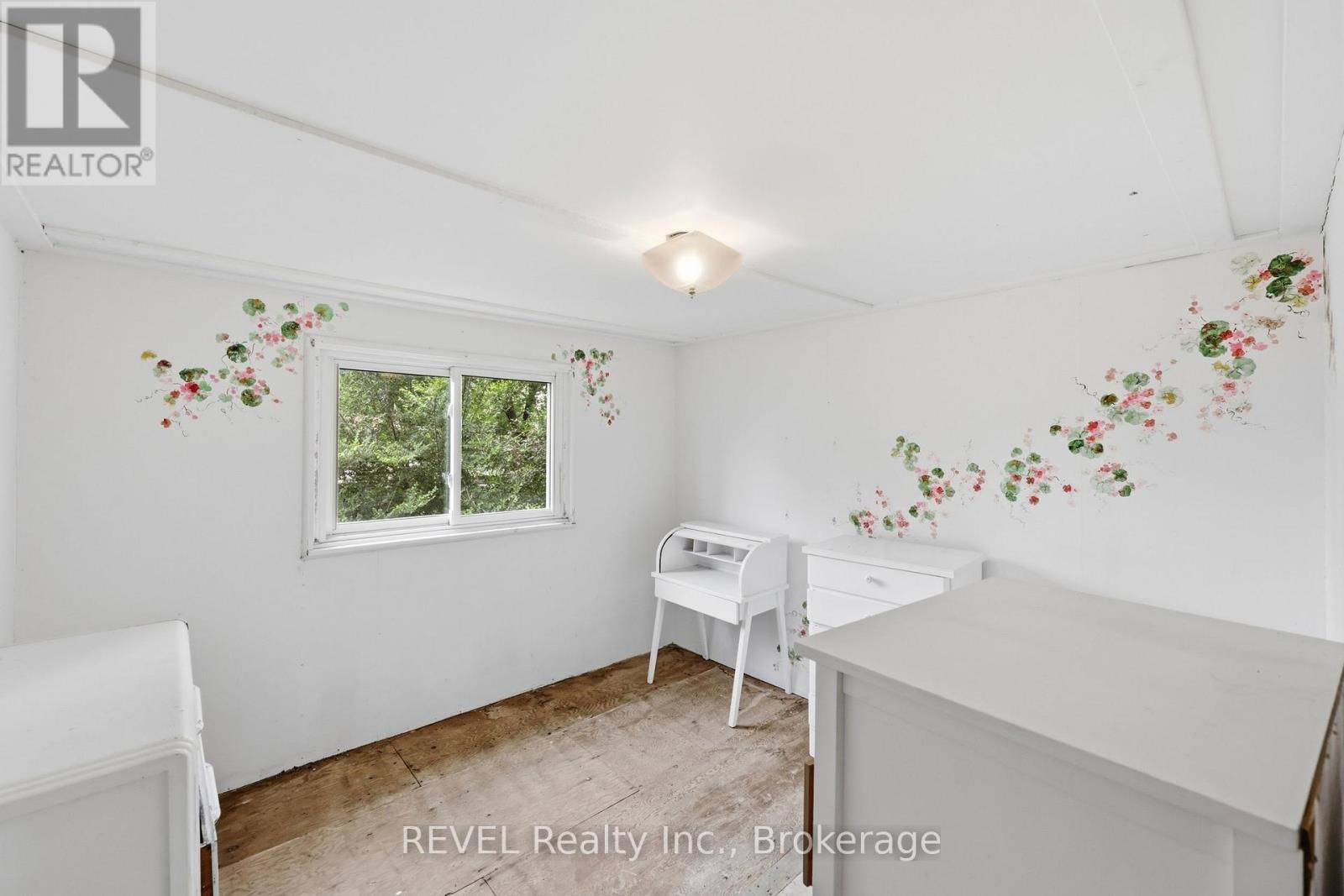 26 LAKE ROAD - 18