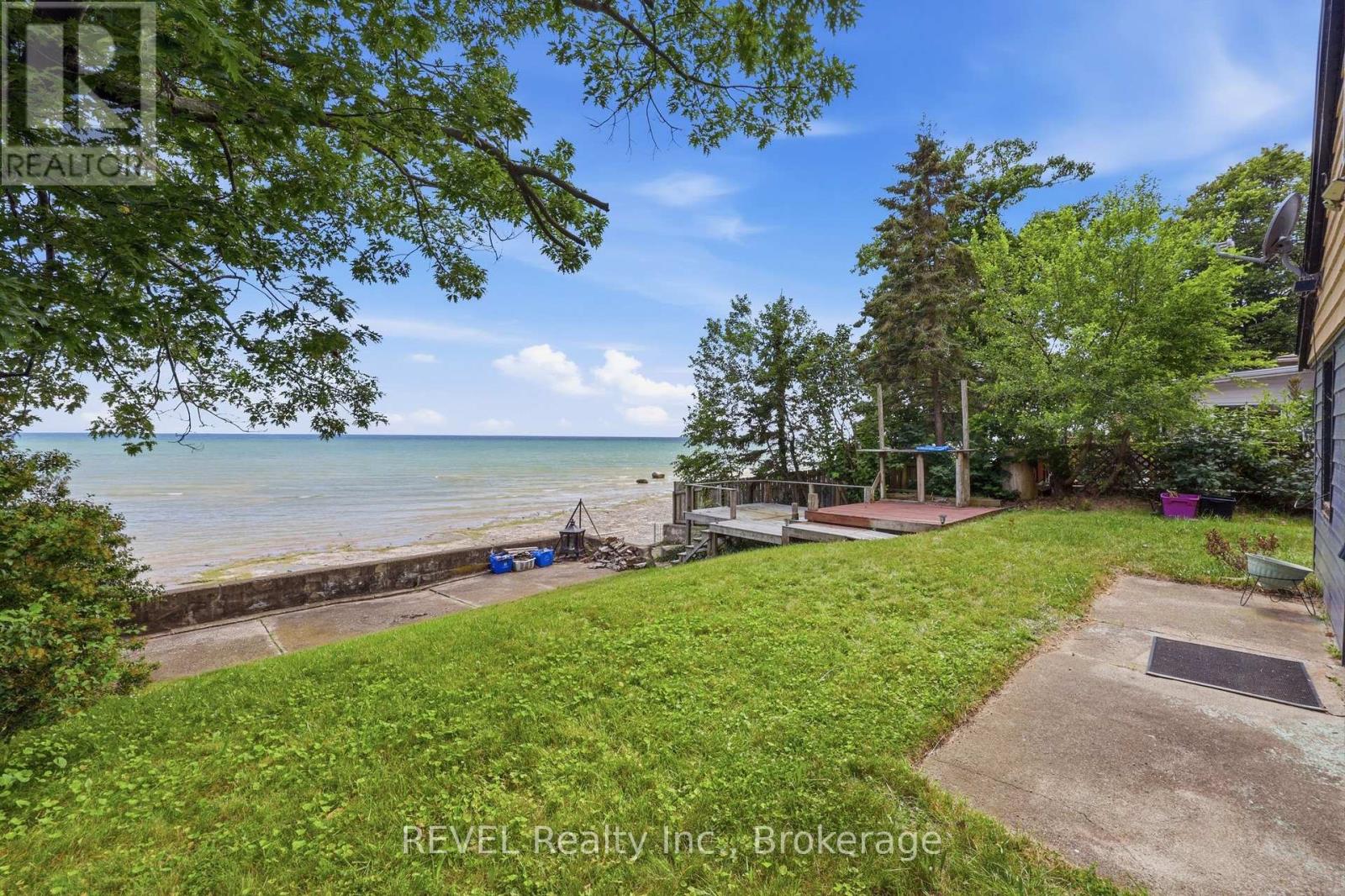 26 LAKE ROAD - 23