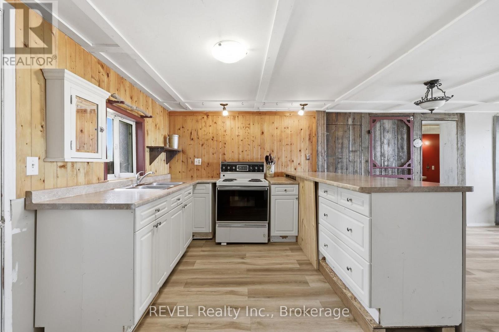 26 LAKE ROAD - 5