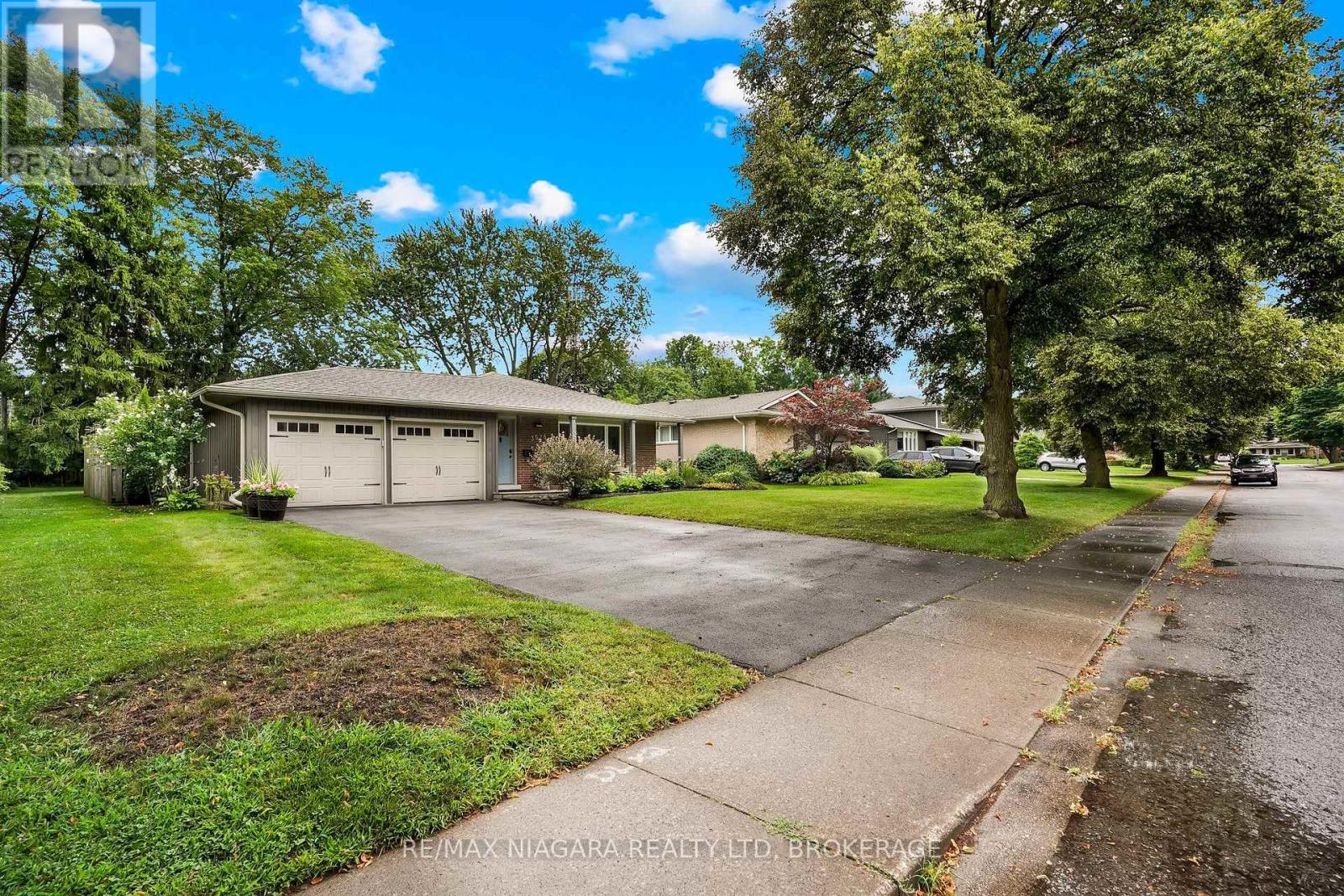 3528 HARVARD AVENUE - 1