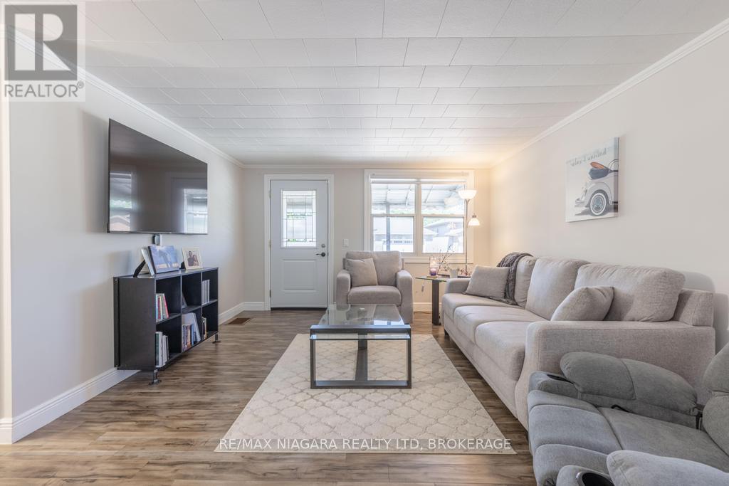 37 CONCESSION ROAD - Image 3