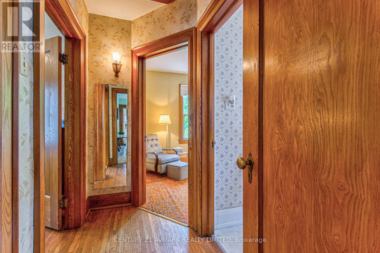 104 HIGHLAND AVENUE - 37