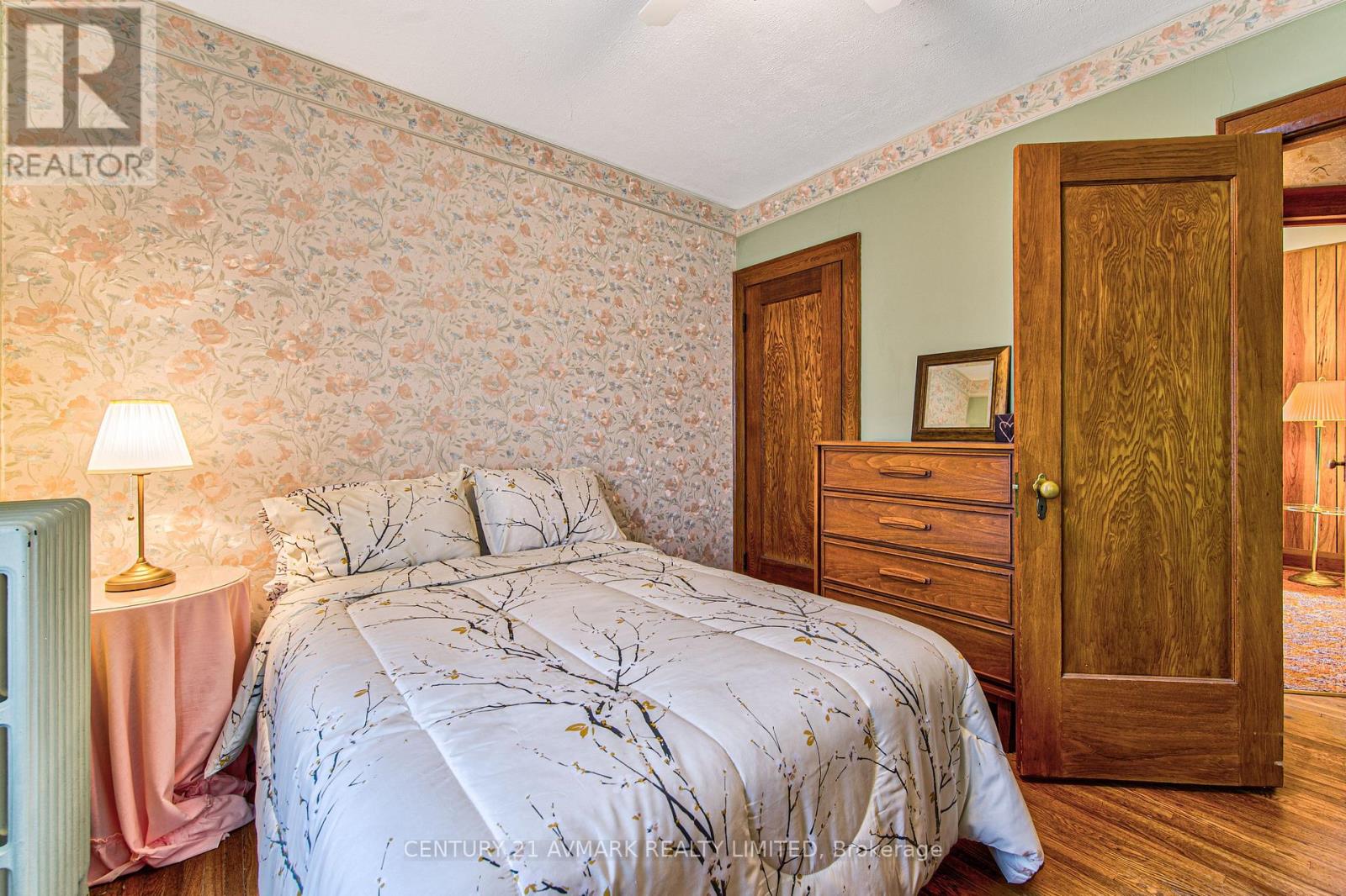 104 HIGHLAND AVENUE - 9