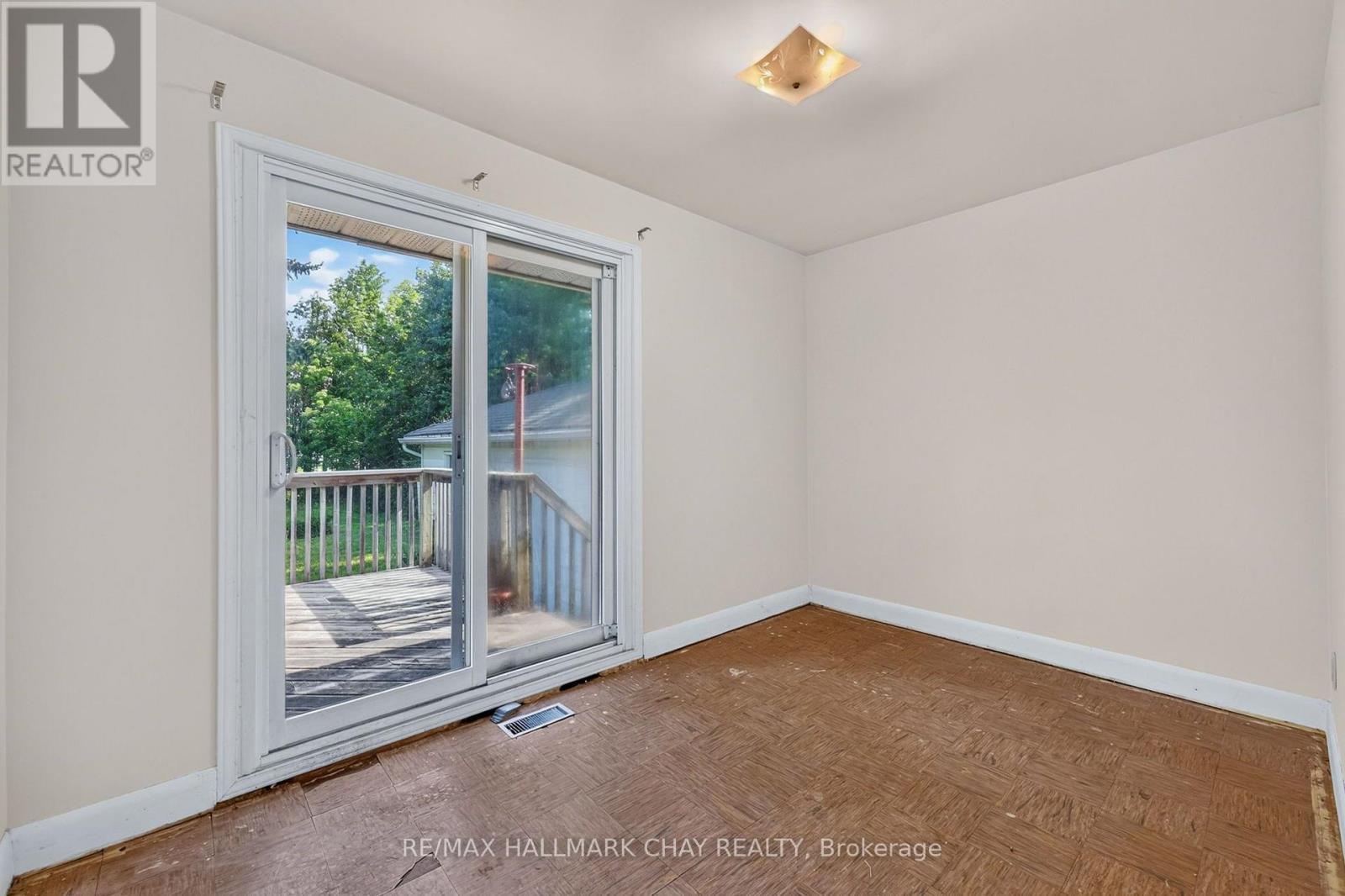 348 GROVE STREET E - 8