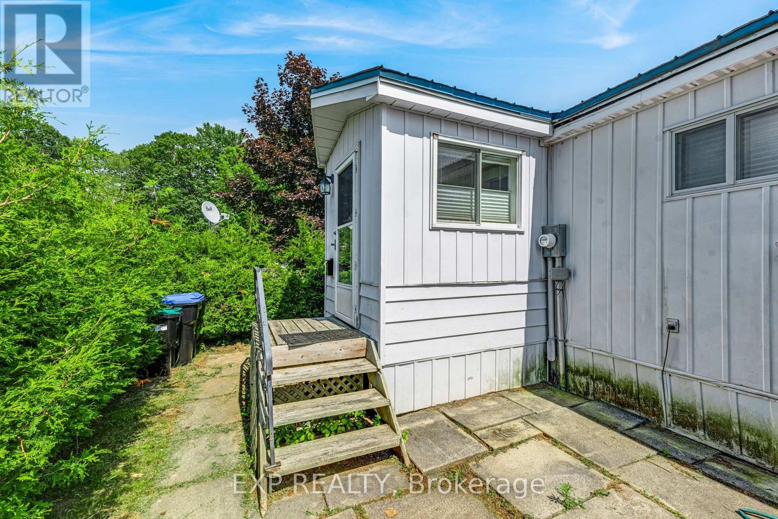 #5 5263 ELLIOTT SIDE ROAD - 26