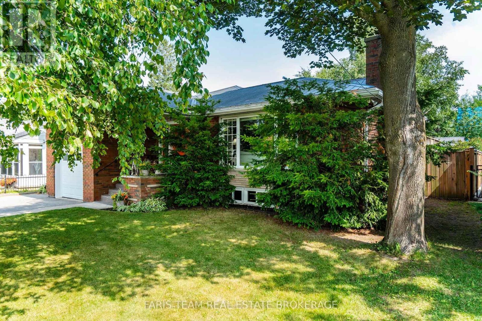 44 JEFFERY STREET - 3