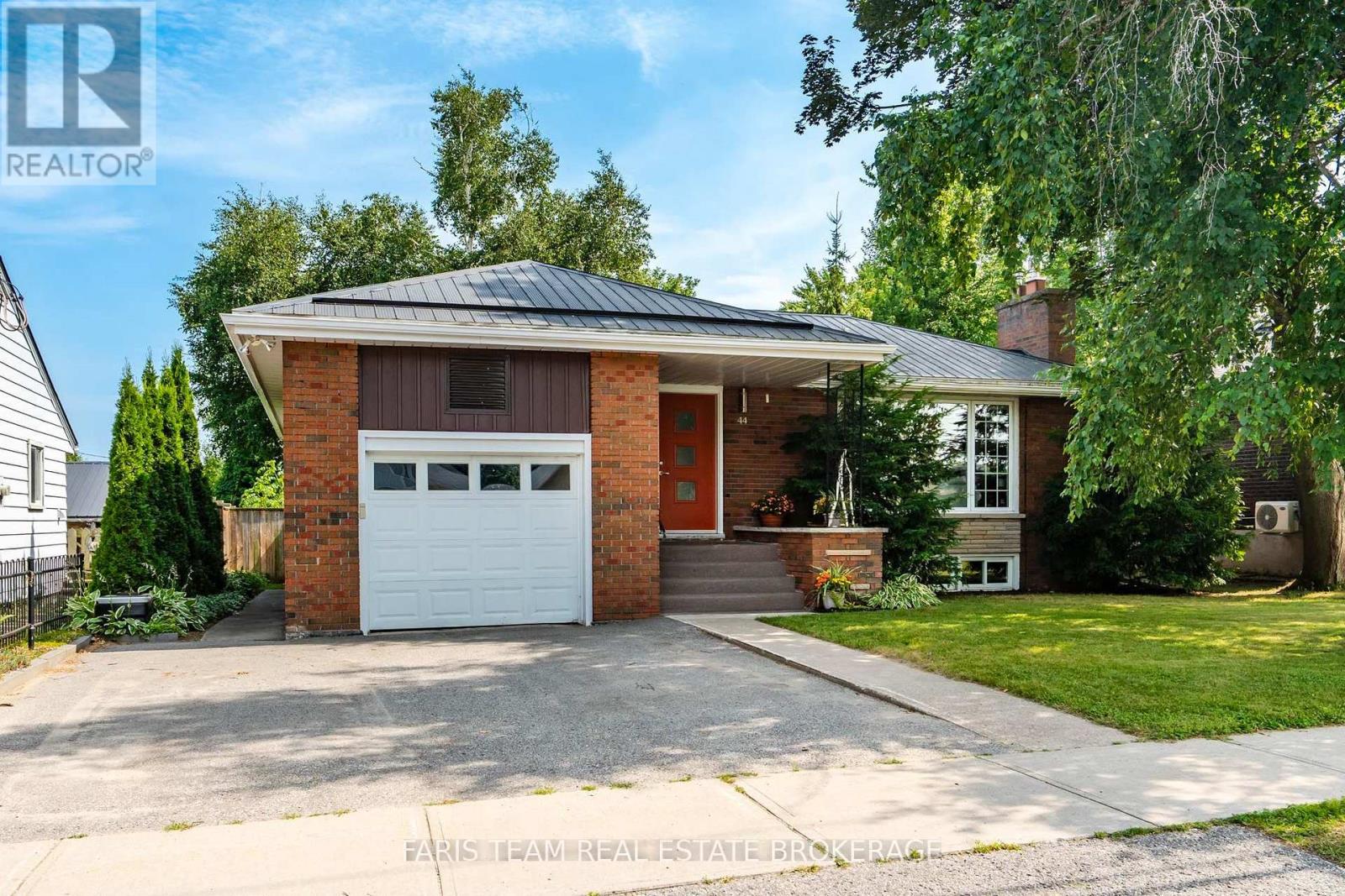 44 JEFFERY STREET - 2