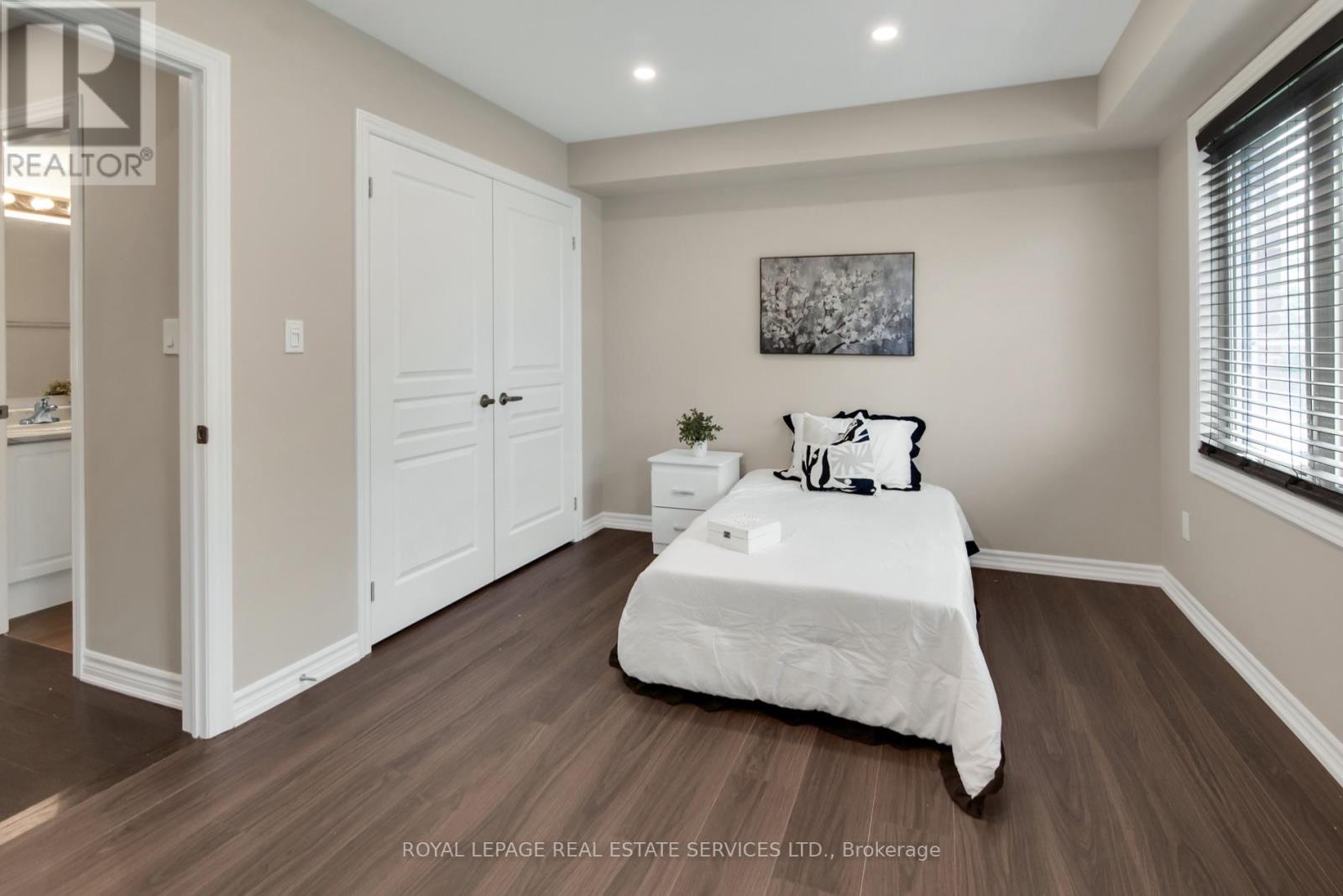 #47 636 EVANS AVENUE - 15