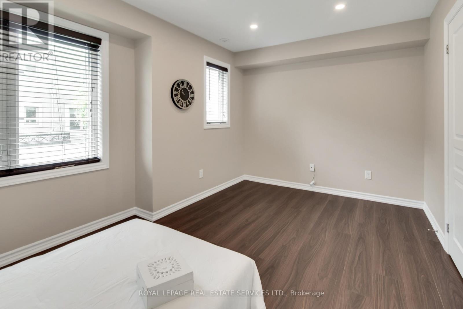 #47 636 EVANS AVENUE - 16