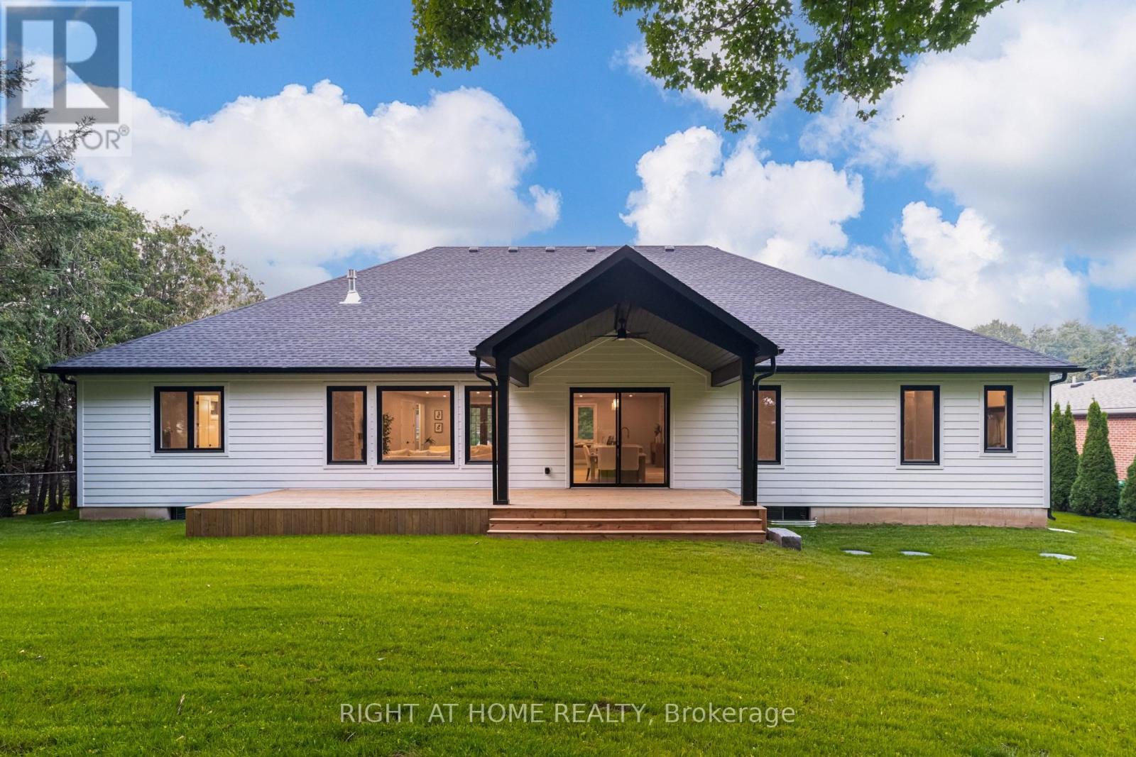 9 MAPLE GROVE ROAD - 32