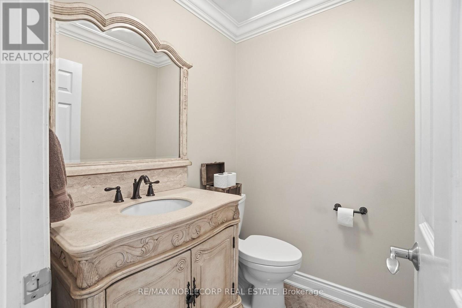 111 EMILY CARR CRESCENT - 19