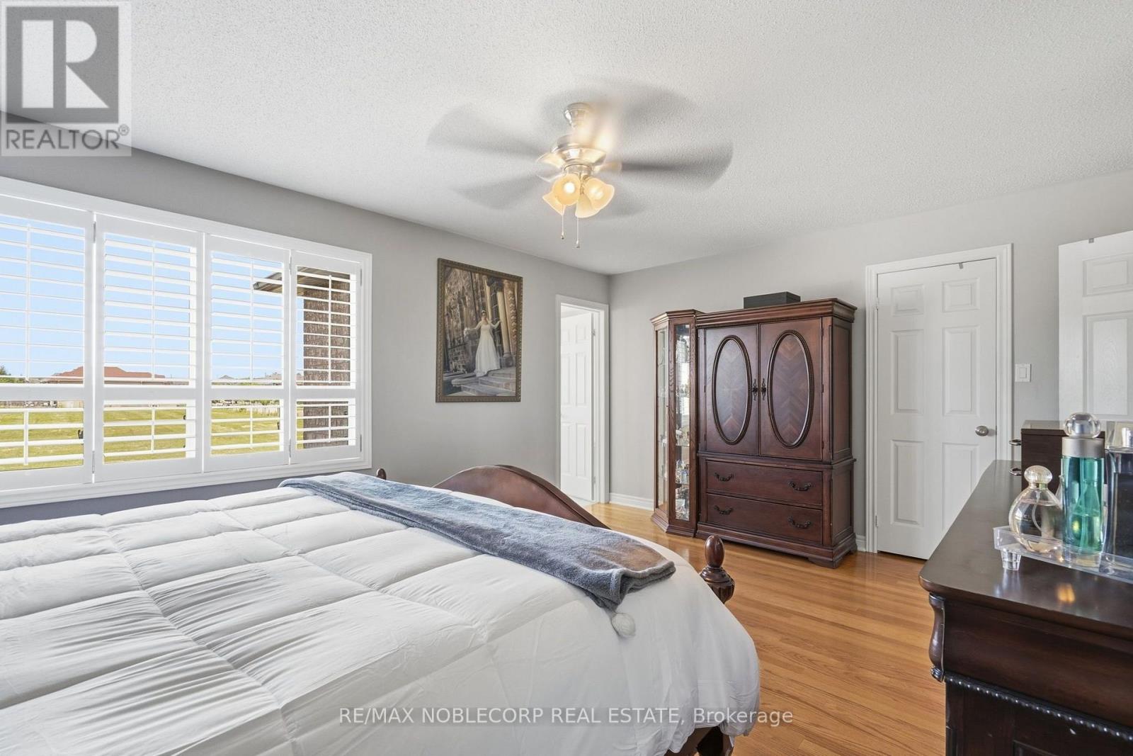 111 EMILY CARR CRESCENT - 24