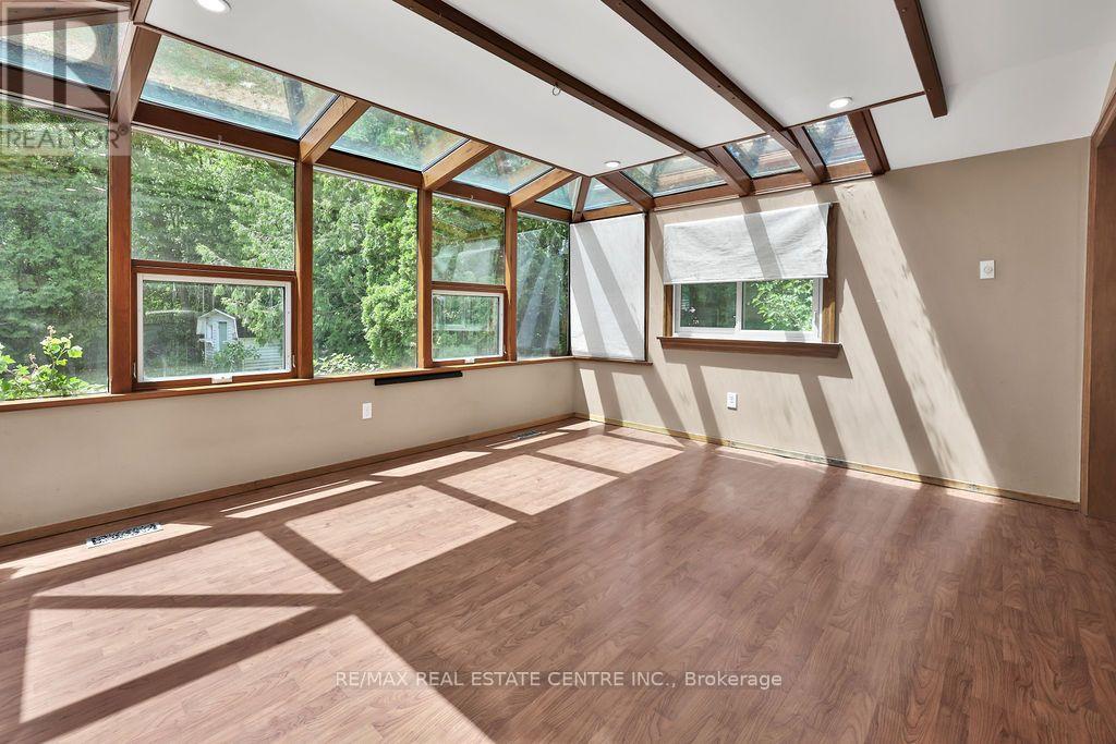 1366 ALDO DRIVE - 12