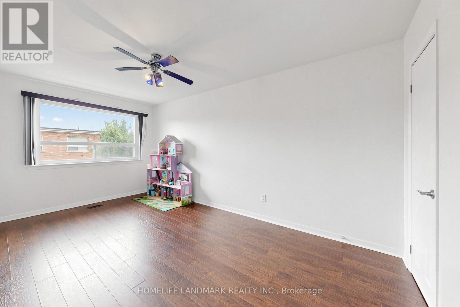 #6 61 ARDGLEN DRIVE - 21