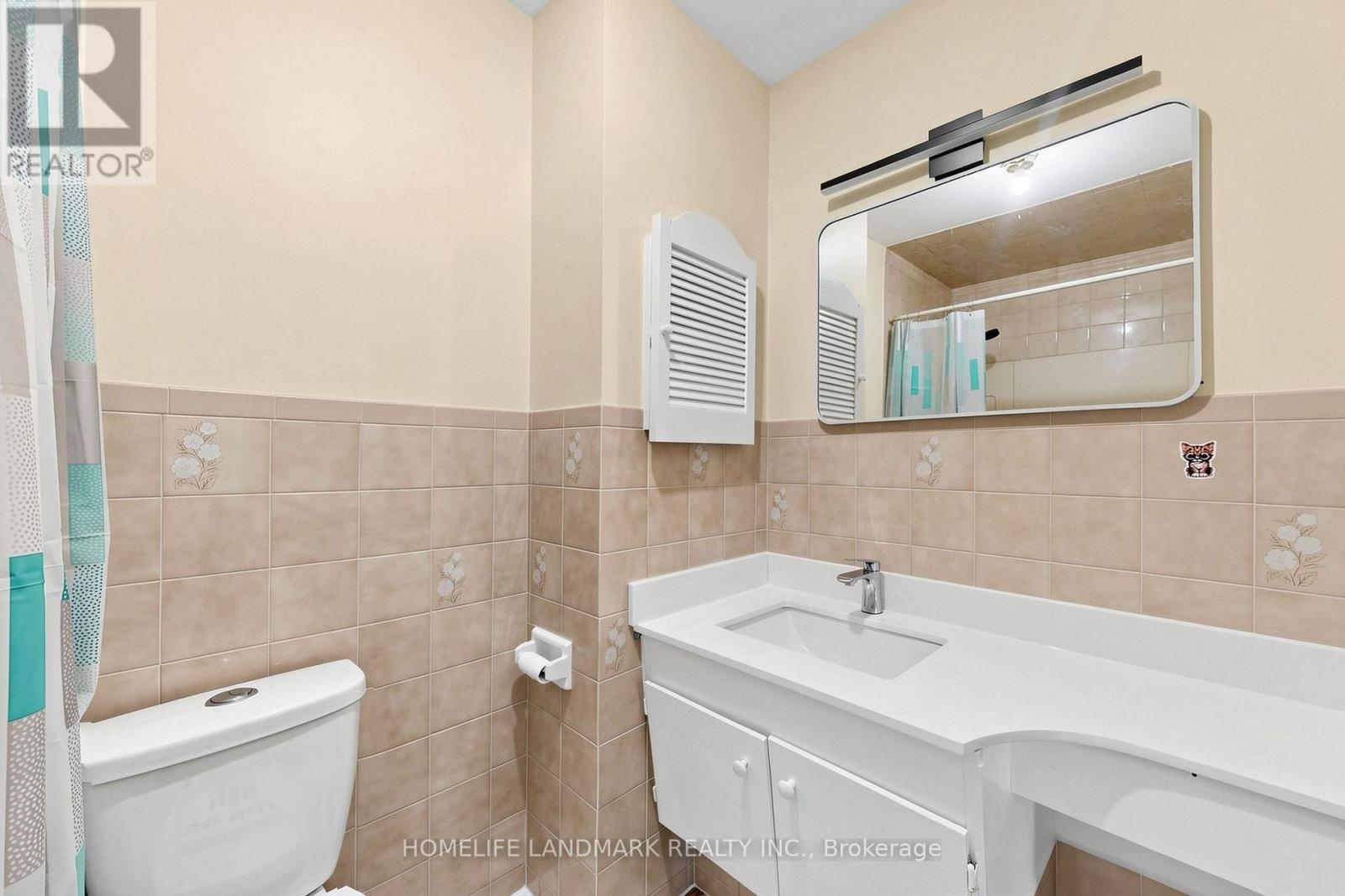 #6 61 ARDGLEN DRIVE - 33