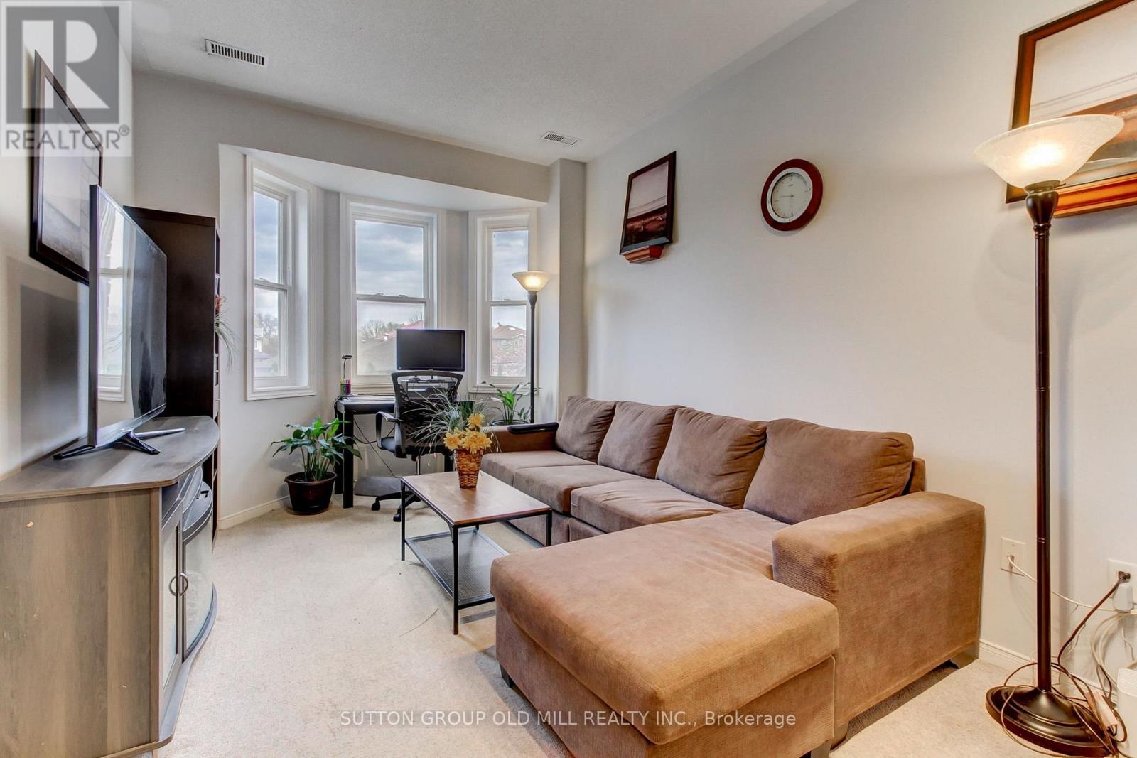 #167 760 LAWRENCE AVENUE W - 10