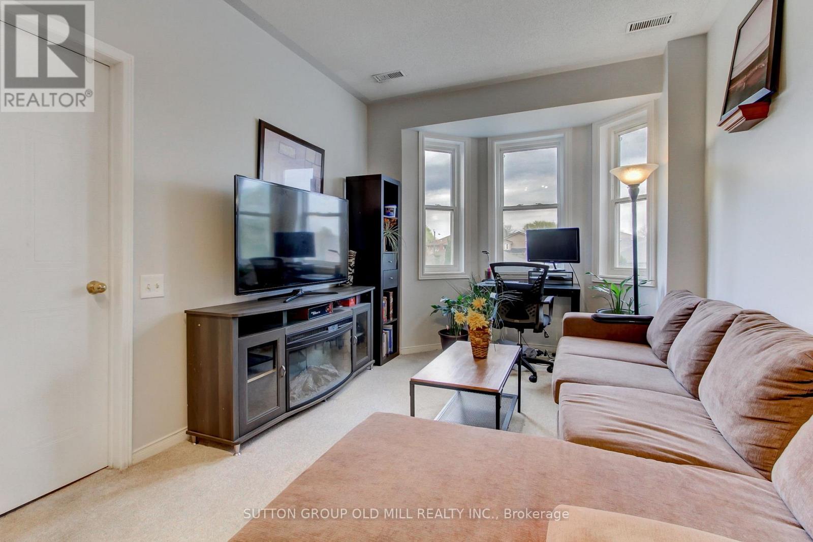 #167 760 LAWRENCE AVENUE W - 11
