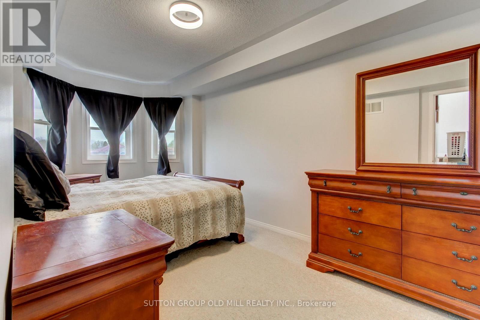 #167 760 LAWRENCE AVENUE W - 17