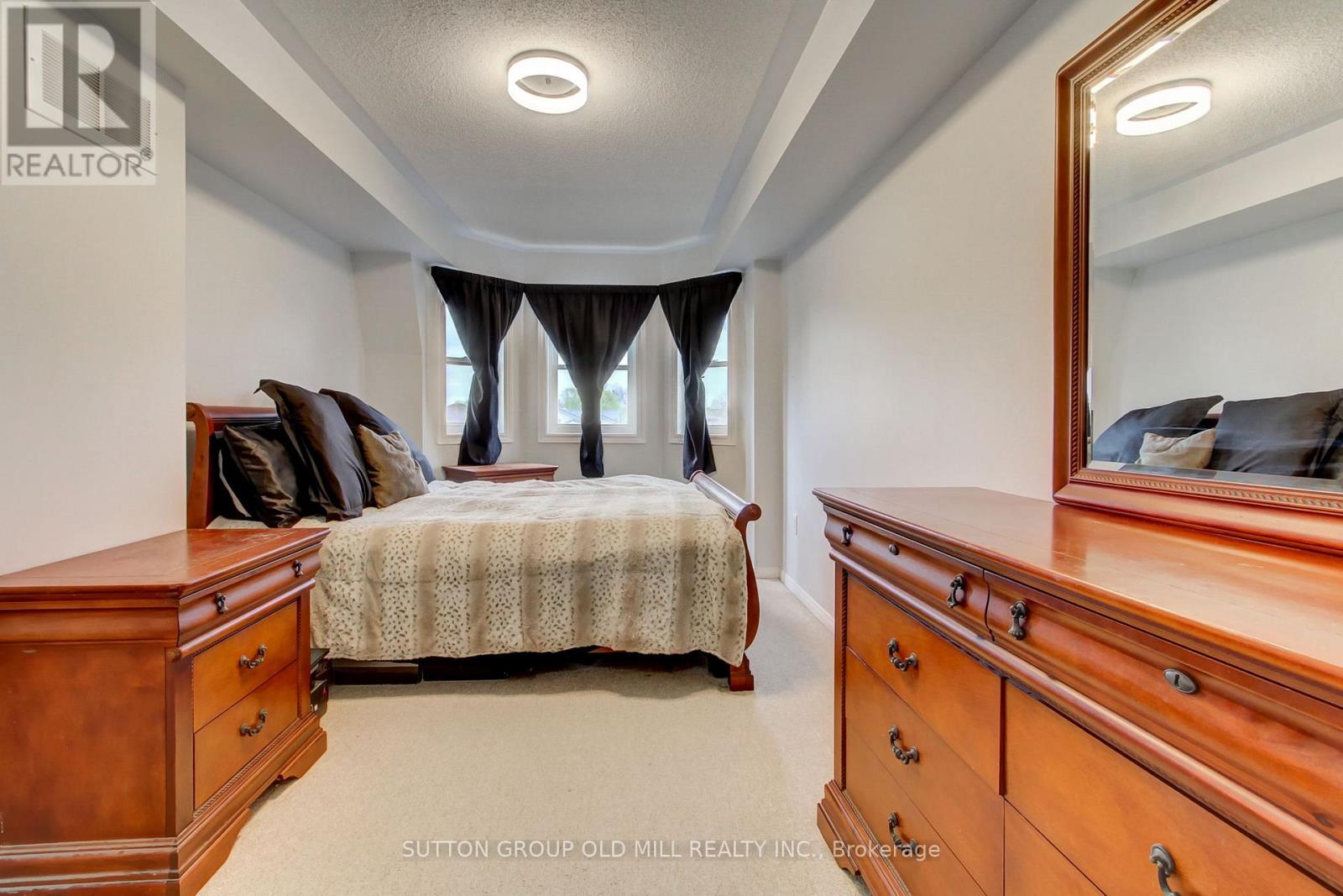 #167 760 LAWRENCE AVENUE W - 18
