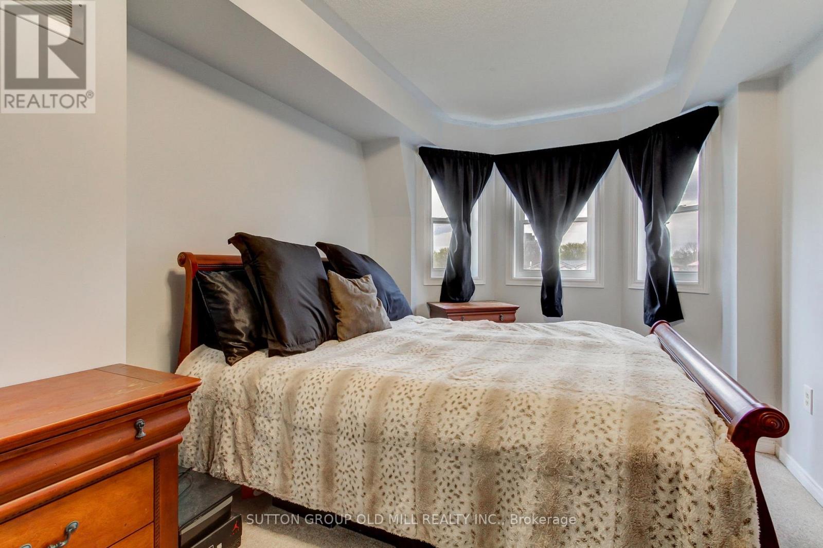 #167 760 LAWRENCE AVENUE W - 19