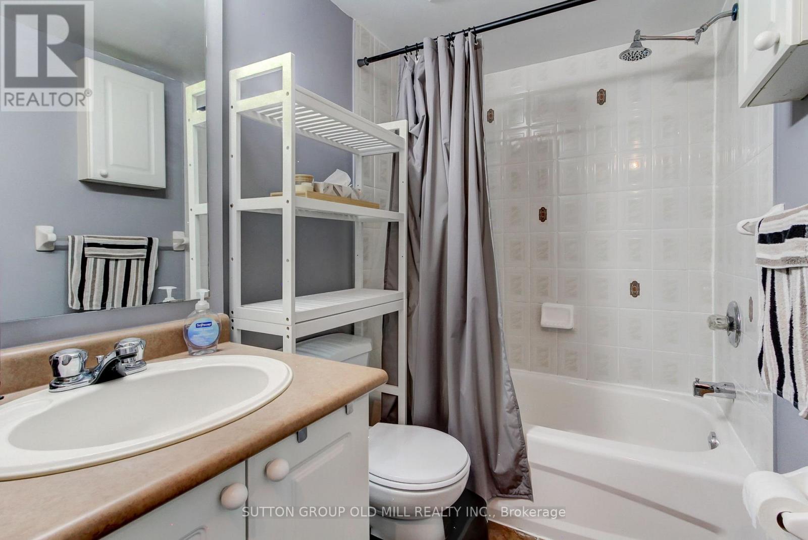 #167 760 LAWRENCE AVENUE W - 25