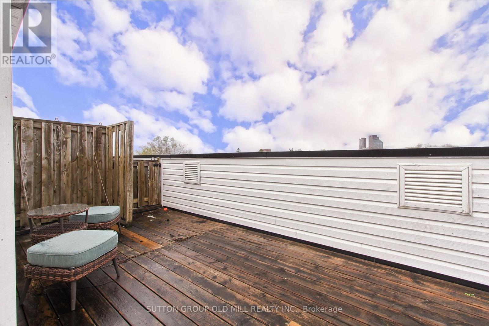 #167 760 LAWRENCE AVENUE W - 30